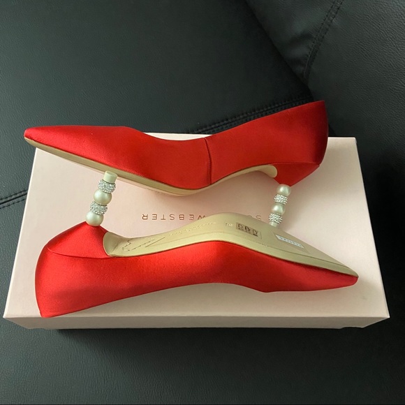 NIB Sophia Webster Coco Crystal Pearl Pumps 70mm - Picture 3 of 12